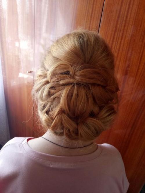 Собирала вчера одну очаровашку к выпускному. 02