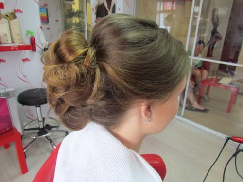 Свадебный маникюр и свадебные прически в имидж студии и спа Красивые Люди. 02 Свадебный маникюр и свадебные прически в имидж студии и спа Красивые Люди. 02