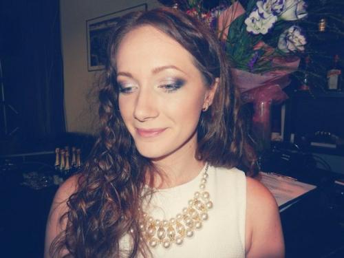 Самара!  До нужны модели на макияж, вечерние прически, локоны и косы. 02