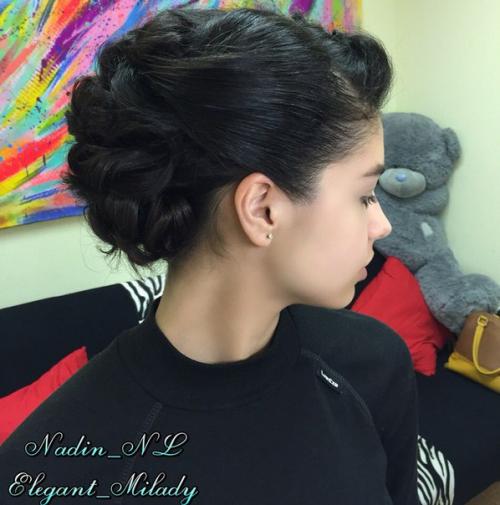 Работы нашей выпускницы @надежда она - самая, которая прошла в нашей школе обучение на курсах: Макияж как Профессия и  современные причёски. 06