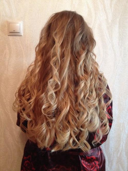 Красоточки?  Я - начинающий визажист, стилист по прическам (после обучения. 08