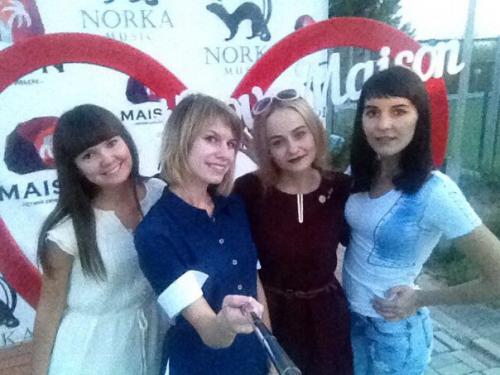 370 грн?  Универсальный гель с 90% содержанием экстракта ласточкиного гнезда SNP Bird's Nest 90% Soothing Gel. 06 370 грн?  Универсальный гель с 90% содержанием экстракта ласточкиного гнезда SNP Bird's Nest 90% Soothing Gel. 06