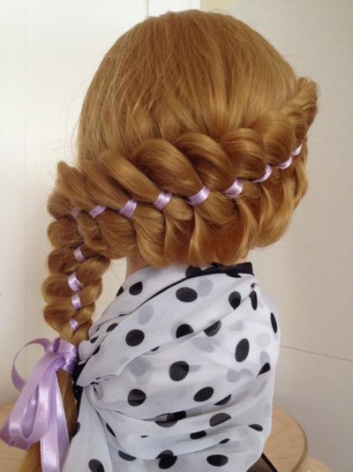 Красоточки?  Я - начинающий визажист, стилист по прическам (после обучения. 06