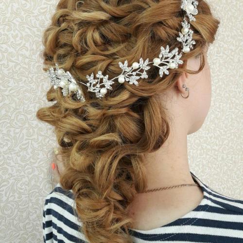 Дорогие красотки?  Мы приглашаем вас моделью на прическу и макияж всего за 500 рублей, прическа визаж = 5? 07