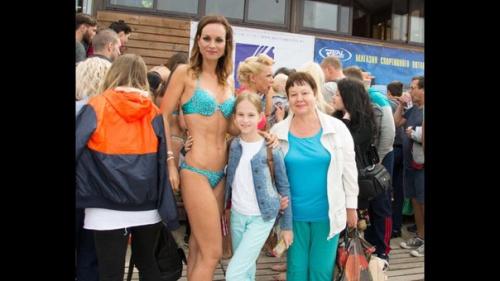 Сегодня прошло шоубикини в Зеленоградске, это был мой первый выход. 03