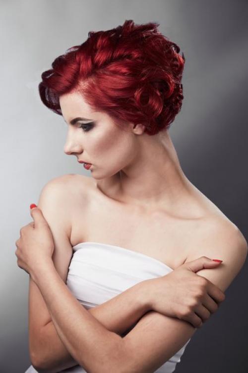 Помогала чудесным мастерам учебного центра Viva создавать образы для VII международного конкурса парикмахерского искусства звезда эстель 2015? 01