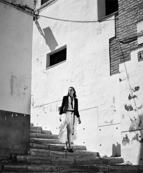 Fall Starts Here: Каролин Волтер в фотосессии Натаниеля голдберга для Harper's Bazaar US September 2015. 01