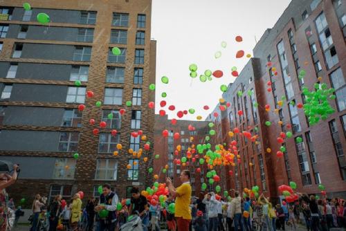 15 августа жители Европейского Берега с размахом отпраздновали двухлетие микрорайона. 06