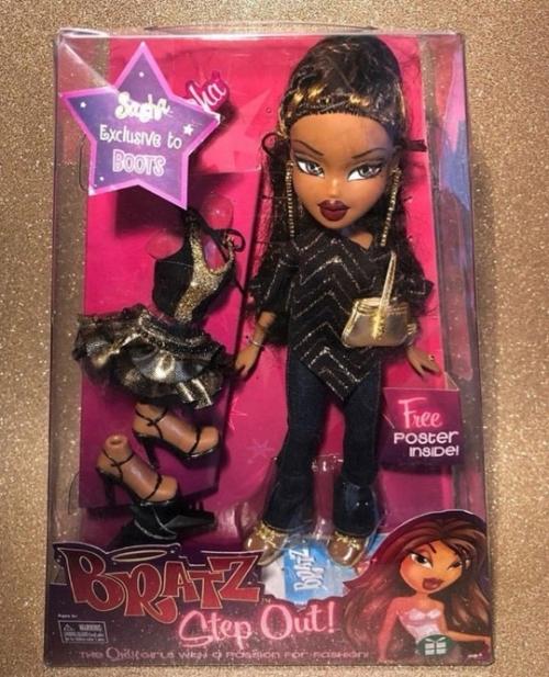 Героиней следующего разбора Парных макияжей стала Саша из серий Flashback Fever и Step out! 03 Героиней следующего разбора Парных макияжей стала Саша из серий Flashback Fever и Step out! 03