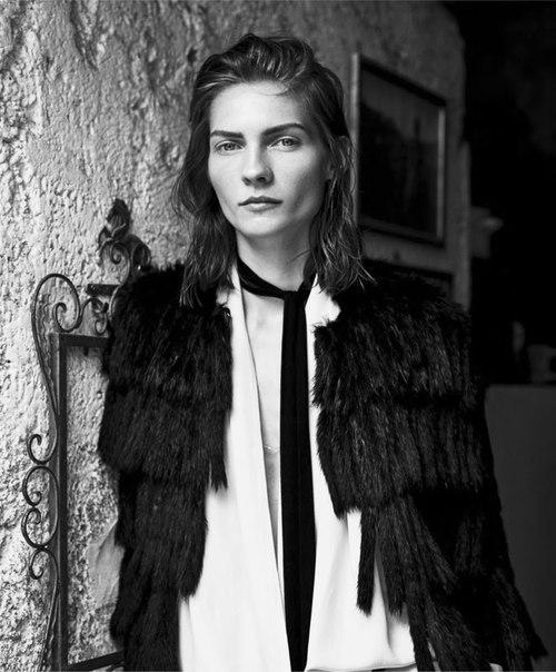 Fall Starts Here: Каролин Волтер в фотосессии Натаниеля голдберга для Harper's Bazaar US September 2015. 03