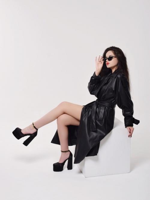 Индивидуальная фотосессия в фотостудии всего за 1000. 01