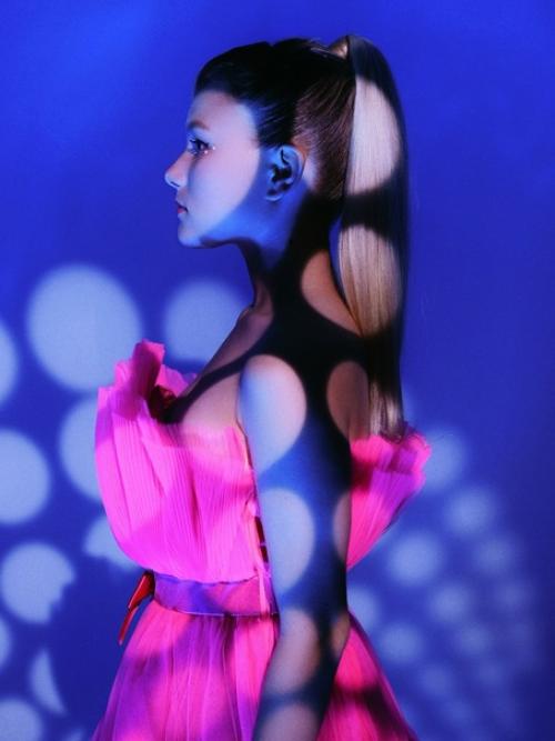 Индивидуальная фотосессия в фотостудии всего за 1000. 05