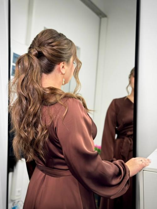 Многие бояться вечернего макияжа, считают что он будет слишком ярким и вульгарным, но, спешу вас успокоить, я прислушиваюсь к вашим пожеланиям. 01