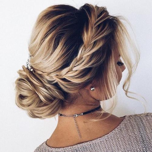 Дорогие девушки, для пополнения портфолио по прическам и макияжу нужны модели? 04