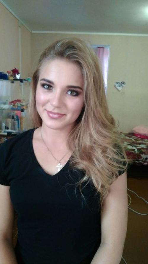 Девочки!  Весь сентябрь требуются модели - невесты на для пополнения портфолио. 02