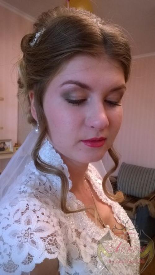 Сегодня у меня была вот такая очаровательная и красивая невеста Людмила. 01