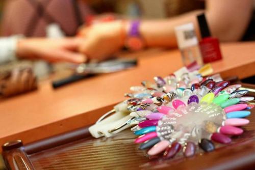 Внимание! Акция? При комплексе услуг (стрижка окрашивание) экранирование волос в подарок? 03 Внимание! Акция? При комплексе услуг (стрижка окрашивание) экранирование волос в подарок? 03